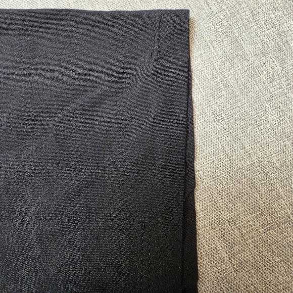 Disney Minnie Mouse Black T-Shirt Women's L - Picture 3 of 4